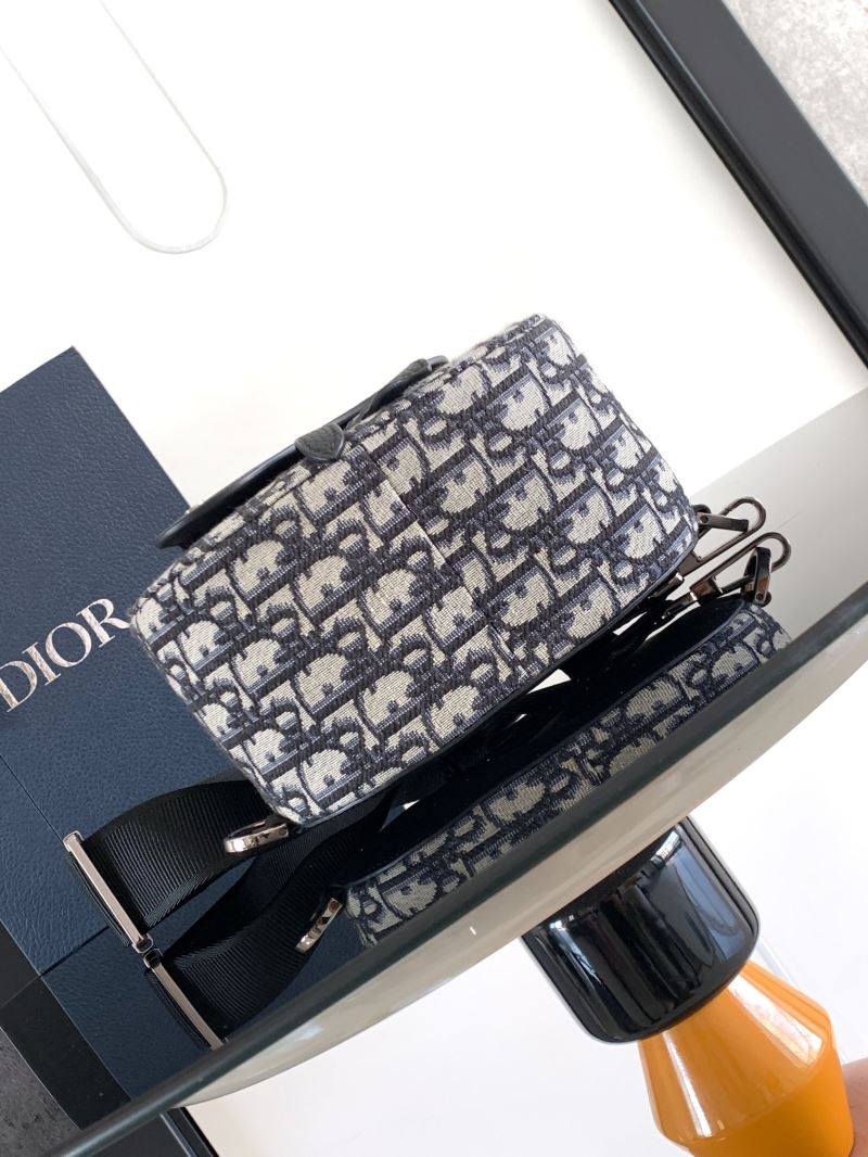 chr1st1an D10r waist chest packs